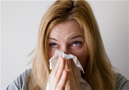 鼻子痒痛是什么原因（鼻子痛痒是怎么回事）