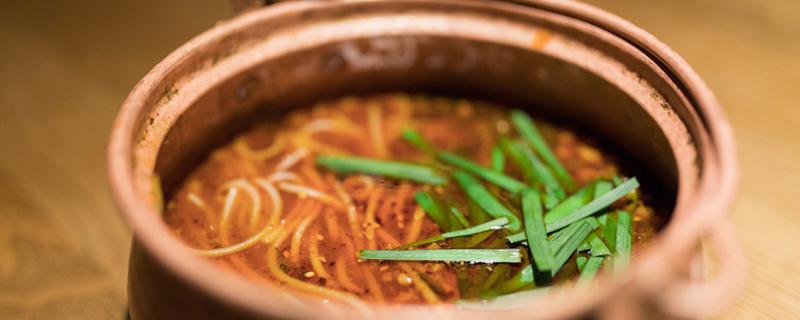 一碗白面汤的热量 减肥期间晚上可以喝面汤吗