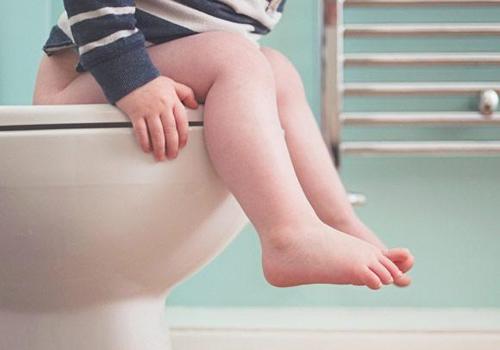 冬季宝宝经常腹泻是什么原因（秋冬季婴儿腹泻的主要原因）