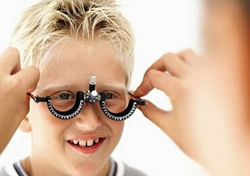 儿童近视眼怎么恢复视力 10岁儿童近视眼怎么恢复视力