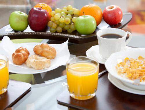 早上起来，第一口吃什么才最健康 早上起来,第一口吃什么才最健康?