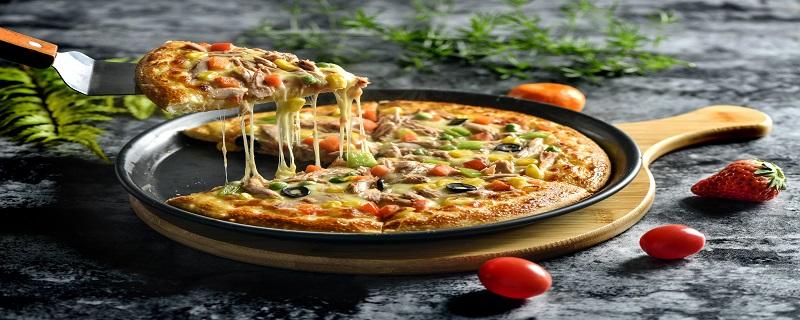 每100克披萨含有多少热量 披萨热量高吗