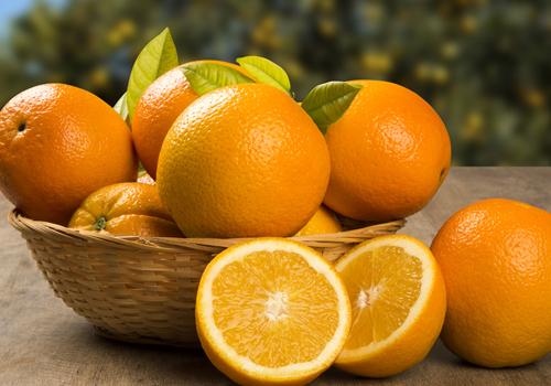 橙子蒸着吃有什么功效 橙子蒸着吃有什么功效和作用