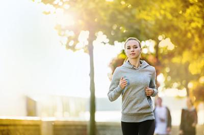 早上跑步能减肥吗（早上跑步能减肥吗?）