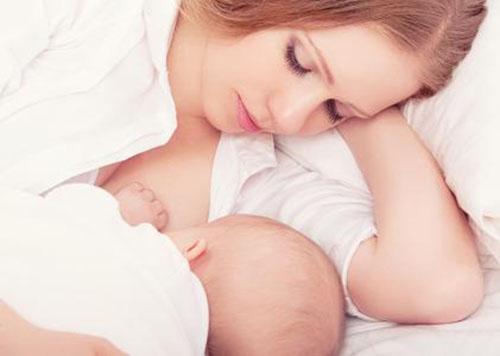 奶睡的危害 宝宝经常奶睡的危害