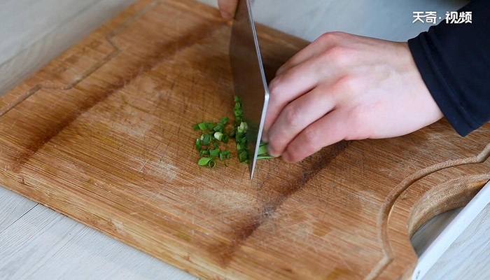 梅干菜烧肉的做法 梅干菜烧肉怎么做