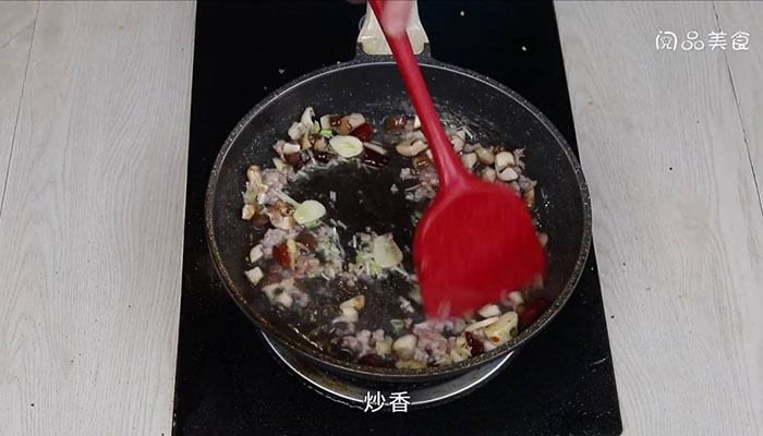 香菇肉粉条 香菇肉粉条的做法