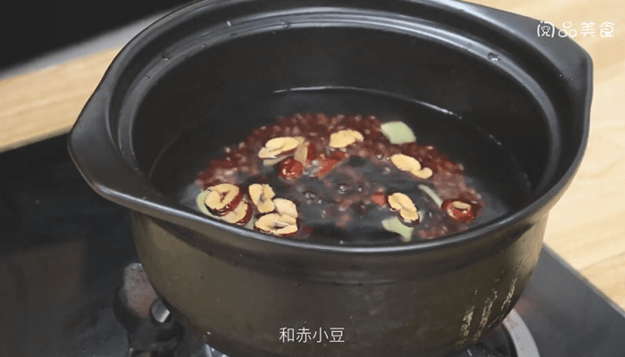 赤小豆鲤鱼汤 赤小豆鲤鱼汤怎么做好吃