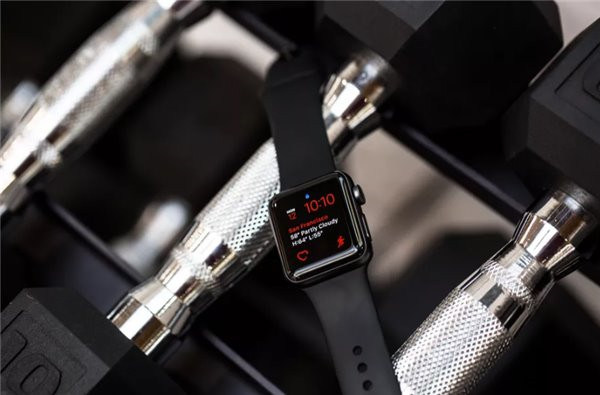 Apple Watch 2电池为什么会鼓包