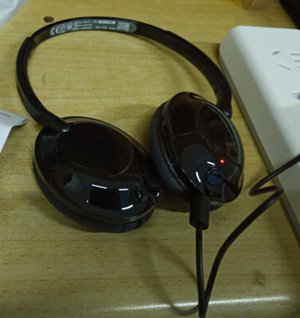 飞利浦SHB4405耳机充电指南
