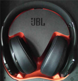 JBL V700BT TITGP耳机怎么看剩余电量