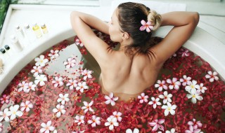 用什么花泡澡可以放松 泡澡可以放松的花有哪些