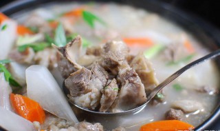 冬季羊肉汤的做法 冬季羊肉汤的做法介绍