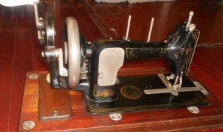 老式家用缝纫机在工作时突然卡住是什么原因 你知道吗