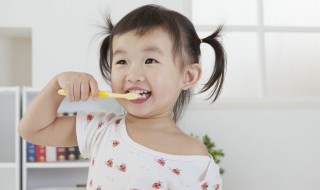 宝宝刷牙的正确方法 小孩怎么刷牙