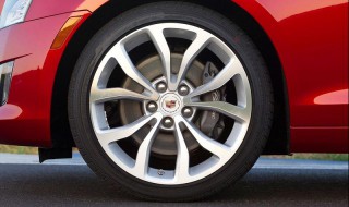 胎压报警和胎压显示有什么区别 车辆轮胎的小知识