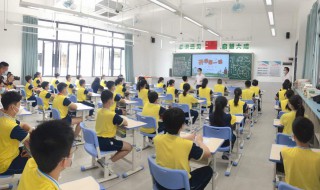 夏雨雨人的意思 夏雨雨人成语解释