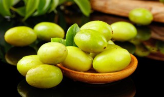 青橄榄怎么吃治咽炎 青橄榄怎么吃可以治疗咽喉炎