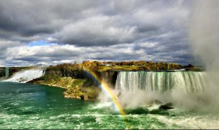 加拿大著名的瀑布是什么瀑布（加拿大最著名的瀑布是什么）