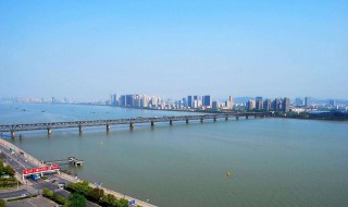 运河边钱塘江边哪个更适合居住 钱塘江和京杭大运河一个地儿吗