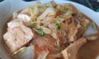 青菜粉丝炖大肉 青菜粉丝炖大肉怎么做