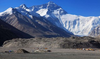 中国境内有哪些必玩的名山（中国必去的名山）