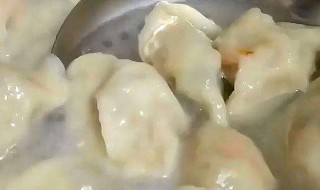 萝卜饺子的做法（玉米胡萝卜饺子的做法）