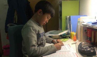 小班下学期幼儿评语（小班下学期幼儿评语简短）