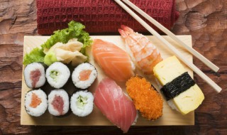 怎么做寿司好吃又简单教程 怎么做寿司好吃又简单教程图片