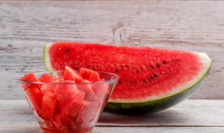 月经期可以吃西瓜吗 月经期可以吃西瓜吗,属于凉吗