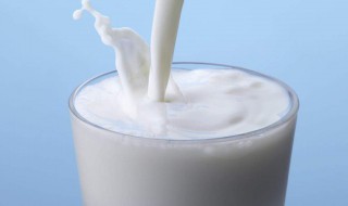 喝牛奶最佳时间 晚上几点喝牛奶最佳时间