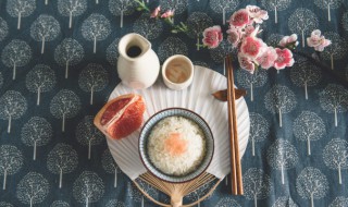 做电饭煲米饭（做电饭煲米饭要多久）