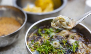 煮馄饨怎么煮（煮馄饨怎么煮才好吃）