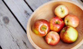 苹果减肥一天吃多少合适 吃苹果减肥一天吃几个最好