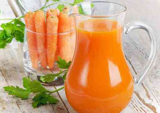 喝鲜榨胡萝卜汁的危害与禁忌有哪些