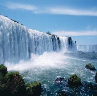 世界最宽的瀑布是哪个 世界最宽的瀑布是哪个城市