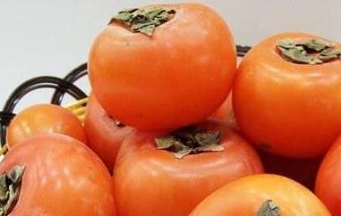 柿子涩怎么办可以又脆又甜 柿子如何去涩又脆又甜