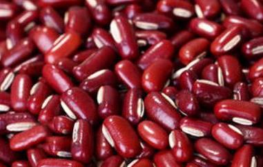 红小豆和赤小豆的区别（红小豆和赤小豆的区别和营养价值与功效以及适应人群）