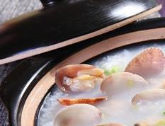 潮汕一品海鲜粥的材料和做法教程（广东潮州海鲜粥的做法）