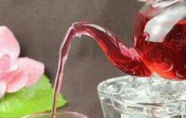 玫瑰茄花茶的功效与作用 玫瑰茄花茶的功效与作用及禁忌
