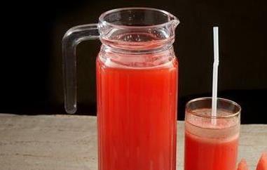 如何正确的榨西瓜汁 榨西瓜汁的正确方法