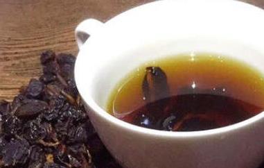 槐角茶泡水喝的功效与作用及禁忌 槐角泡茶喝有什么功效与作用