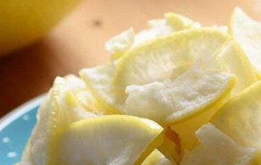 糖腌柚子皮的功效与作用 糖浸柚子皮有什么作用
