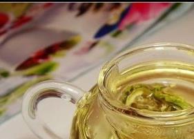 绿茶苦瓜泡茶喝的作用 苦瓜泡绿茶的功效
