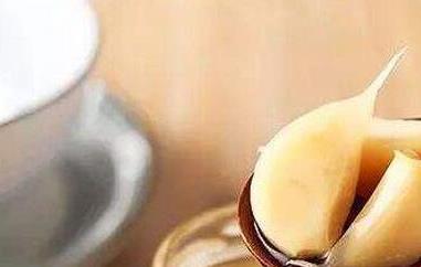 蜂蜜加大蒜的功效与作用点 大蒜蜂蜜的功效与作用