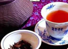 红茶与绿茶的区别 红茶和绿茶哪个对身体更好