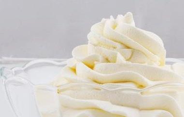 鲜奶油的功效与作用 鲜奶油的功效与作用及禁忌