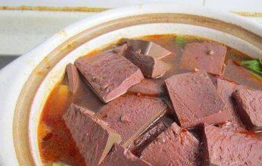 鸭血豆腐的功效与作用 鸭血豆腐的功效与作用禁忌