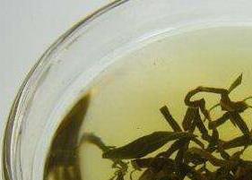 柿子叶茶的功效与作用 柿子叶茶的功效与作用是什么
