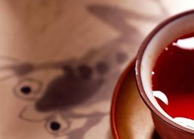 常喝红茶有哪些好处和坏处 常喝红茶有哪些好处和坏处呢